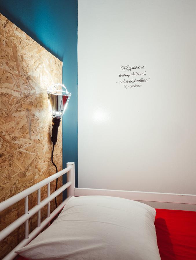 Albergue Impact House Lisboa Exterior foto